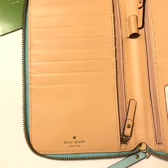 Kate Spade Grand Street Zip Travel Wallet - Picture 5 of 9